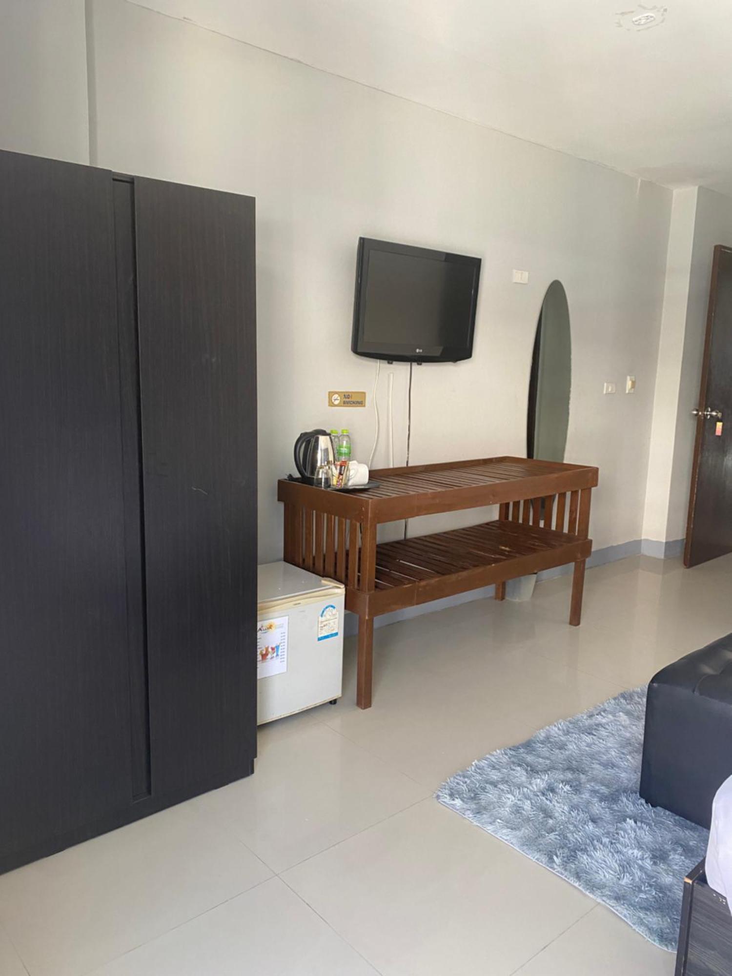 Holiday Home Patong Экстерьер фото